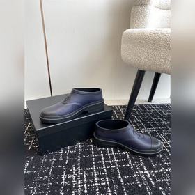 Короткая модель  CHANEL 24ss – популярные резиновые сапоги! При