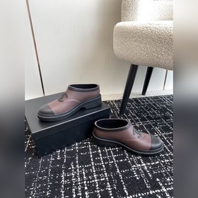 Короткие  CHANEL 24ss – популярные резиновые сапоги! Приобретит