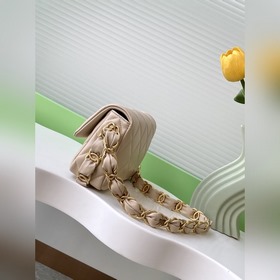 Новая сумка 24k с клапаном под мышкой. Очень нравится, такая же,