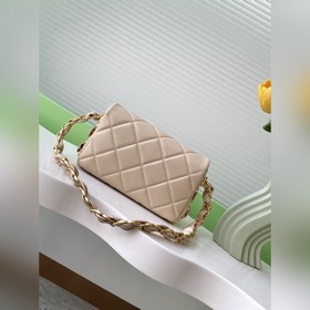 Новая сумка 24k с клапаном под мышкой. Очень нравится, такая же,