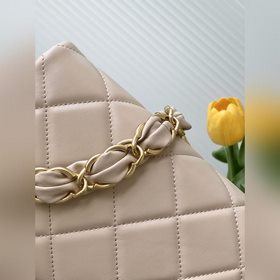 Новая сумка 24k с клапаном под мышкой. Очень нравится, такая же, 