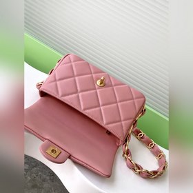 Новая сумка 24k с клапаном под мышкой. Очень нравится, такая же, 