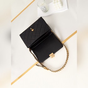 Chanel 23s скрытая модель кожаная сумка под мышку Сегодня мы пред