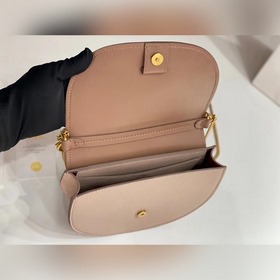 Подлинная сумка Chloe Marcie в новом стиле! Эта элегантная сумка 