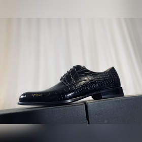 Dior/Диор, ручная холодная склейка по технологии Goodyear. Италья