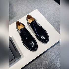 Обувь DIOR из телячьей кожи легко сочетается с различными формаль