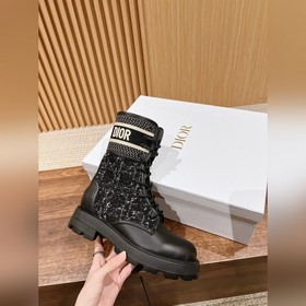Новые легкие ботинки с вышивкой от Dior Элегантные ботинки с уни