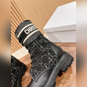 Новые легкие ботинки с вышивкой от Dior Элегантные ботинки с уни
