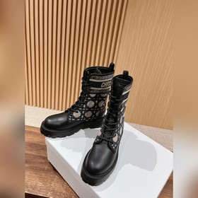 Новые легкие ботинки Dior с вышивкой Элегантные ботинки с уникал
