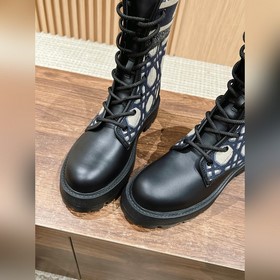 Новые легкие ботинки Dior с вышивкой Элегантные ботинки с уникал