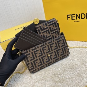 Название： Кожаный бумажник Fendi из трех предметов Качество： ориг
