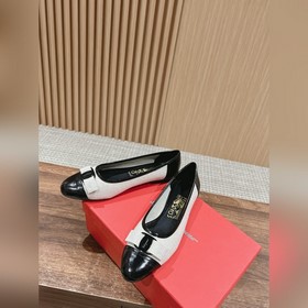 #Ferragamo балетки Прежде всего, стоит отметить внешний вид： эти 
