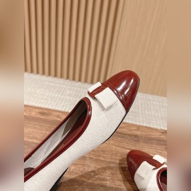 #Ferragamo балетки Прежде всего, стоит отметить внешний вид： эти 