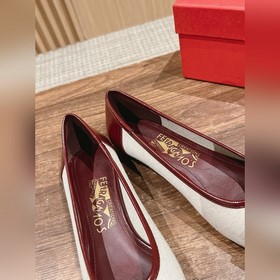 #Ferragamo балетки Прежде всего, стоит отметить внешний вид： эти 