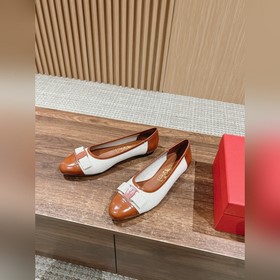 #Ferragamo балетки Прежде всего, стоит отметить внешний вид： эти 