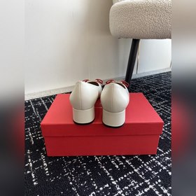 FERRAGAM* 24/Новая модель ранней весны от Ferragamo – туфли на п