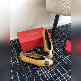 FERRAGAM* 24/Новая модель ранней весны от Ferragamo – туфли на п