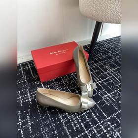 Ferragamo, новая коллекция ранней весны 2024 года. Знаковые туфли
