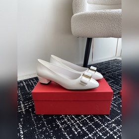 Ferragamo, новая коллекция ранней весны 2024 года. Классические т