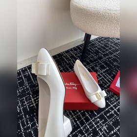 Ferragamo, новая коллекция ранней весны 2024 года. Классические т