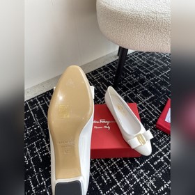 Ferragamo, новая коллекция ранней весны 2024 года. Классические т