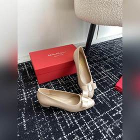 Ferragamo, новая коллекция ранней весны 2024 года. Знаковые туфли