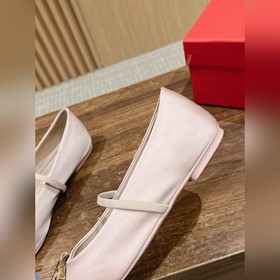 #Ferragamo балетки Балетки, которые часто появляются в FAM в этом