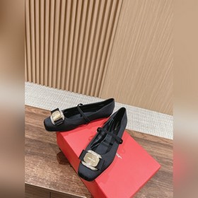 #Ferragamo балетки Балетки, которые часто появляются в FAM в этом