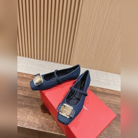 #Ferragamo балетки Балетки, которые часто появляются в FAM в этом