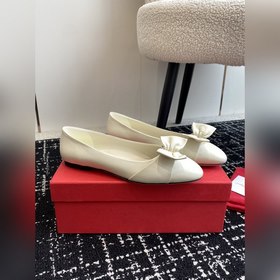 Ferragamo, новая коллекция ранней весны 2024 года. Классические т