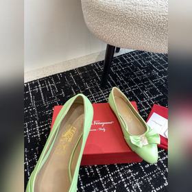 Ferragamo, новая коллекция ранней весны 2024 года. Знаковые туфли