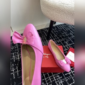 Ferragamo, новая коллекция ранней весны 2024 года. Знаковые туфли