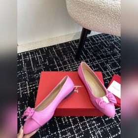 Ferragamo, новая коллекция ранней весны 2024 года. Знаковые туфли
