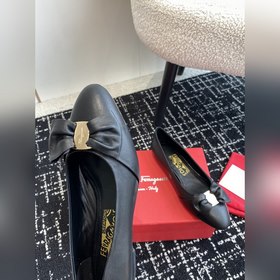 Ferragamo, новая коллекция ранней весны 2024 года. Классические т