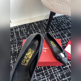 Ferragamo, новая коллекция ранней весны 2024 года. Классические т