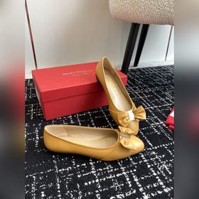 Ferragamo, новая коллекция ранней весны 2024 года. Классические т