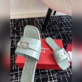 FERRAGAM* 24/Новая модель туфель на толстом каблуке от Ferragamo