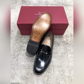 Ferragamo — высококачественные мужские кожаные туфли для повседне