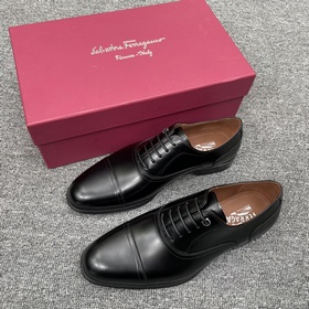 FS Ferragamo Официальные туфли для деловых банкетов с шнурками. В