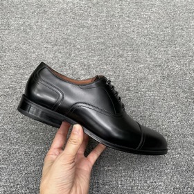 FS Ferragamo Официальные туфли для деловых банкетов с шнурками. В