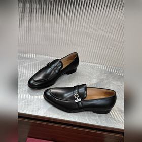 Ferragamo – популярные мужские туфли-лоферы! Тщательно отобранная