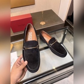Элегантные мужские туфли Ferragamo. Эта модель туфель для мужчин 