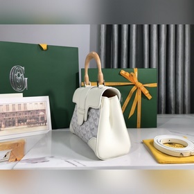 Подлинный продукт  Мини-сумка Goyard Saigon. Сумка Saigon символ