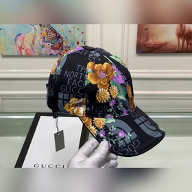 Новая коллекция Gucci весна-лето 2021! В комплекте с тканевым меш