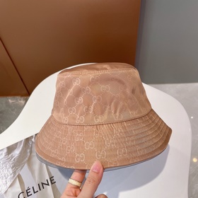 Новая модель двусторонняя кепка в стиле рыбацкой шапки от GUCCI, 