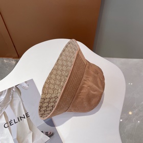 Новая модель двусторонняя кепка в стиле рыбацкой шапки от GUCCI, 