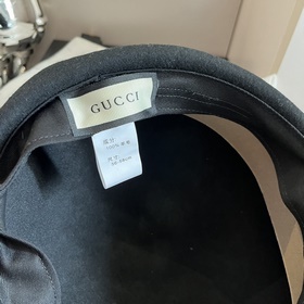 Gucci 2022 осенне-зимняя коллекция новой модели кепки с козырьком
