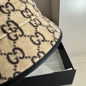 Новая модель осенне-зимней кепки Gucci с козырьком, шерстяная шап