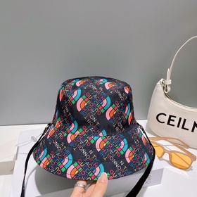 【GUCCI】 Официальный сайт доступен на севере страны. Новая корейск