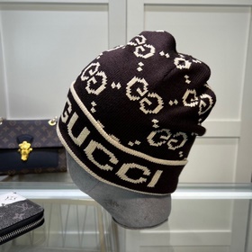 Официальный сайт GUCCI. Вязаная шапка из кашемира. Новинка на офи